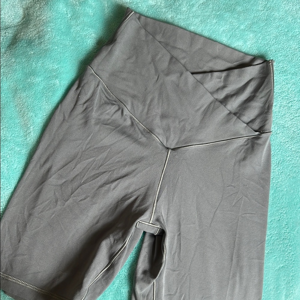 Aerie Chill Play Move cross over Shorts